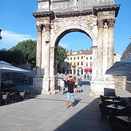 Oliva Appartement Pula