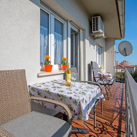 Oliva Apartmán *