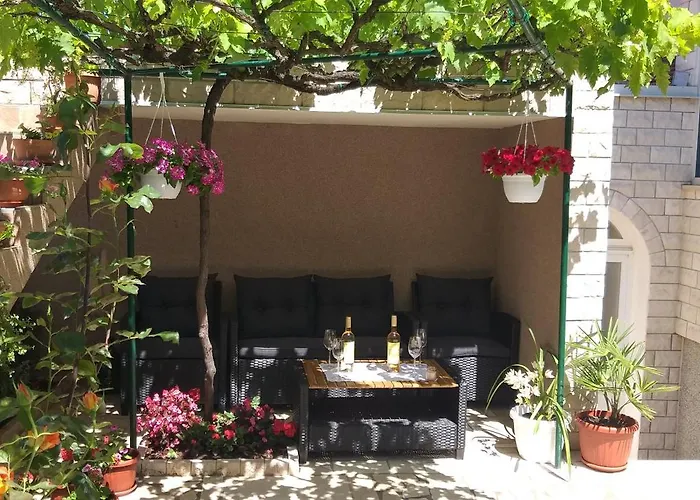 Oliva Apartmán *